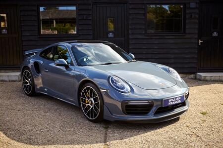 PORSCHE